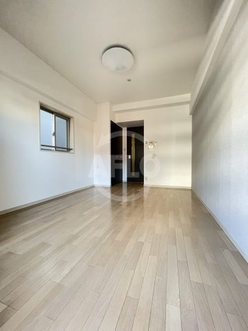 アーデン京町堀ウエストの居間・リビング|アーデン京町堀ウエスト　明るいお部屋