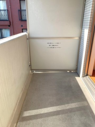 ベルファース本郷弓町のバルコニー|※写真は同タイプの別室になります