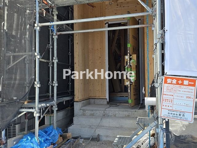 高知市秦南町2丁目 第1 新築戸建ての玄関|2026.10月：建築中