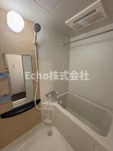 SERENiTE本町エコートの浴室