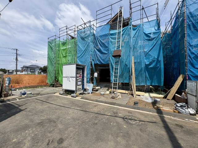 戸建 西東京市芝久保町３丁目の前面道路含む現地写真