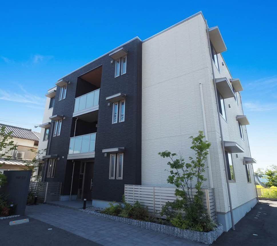 ベレオ杉本の駐車場