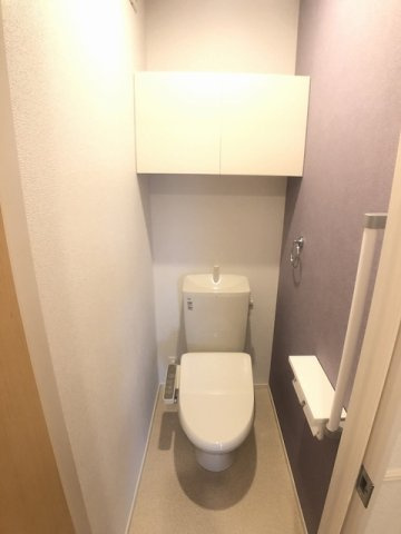 ベラカーサ　プリモのトイレ|落ち着いた色調のトイレです