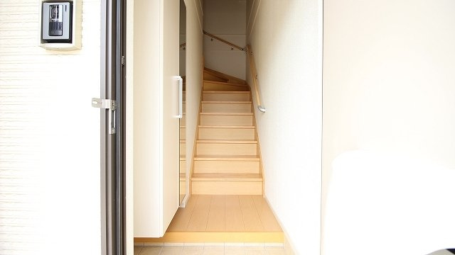カーサ府中　Ⅱの玄関|シンプルで使いやすい玄関です
