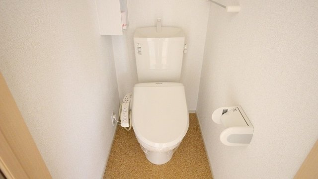 カーサ府中　Ⅱのトイレ|コンパクトで使いやすいトイレです