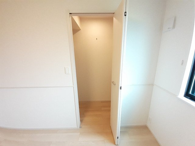 スイレンティ　１の収納|ちょっとした収納スペースも充実しています