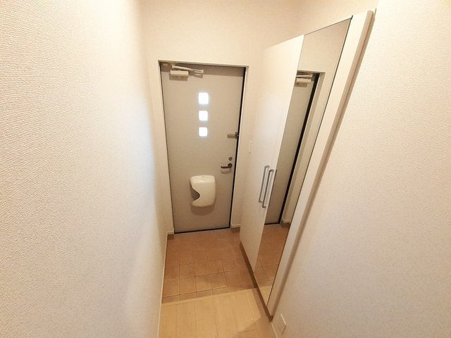 サンムーン　ゴールドスターＬＶの玄関|シンプルで使いやすい玄関です