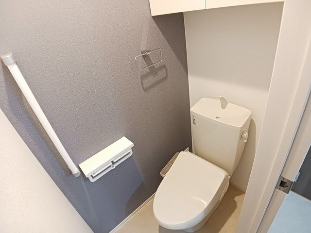 ラ・メゾン土浦Ⅰのトイレ|落ち着いたトイレです