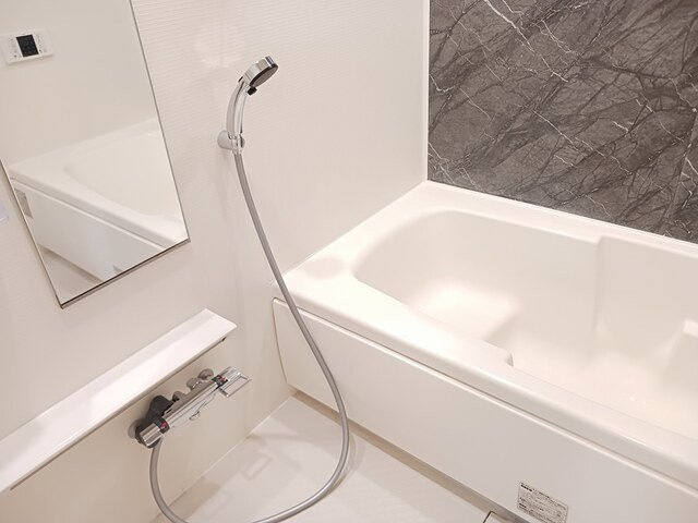 エスポワールの浴室|コンパクトで使いやすいお風呂です