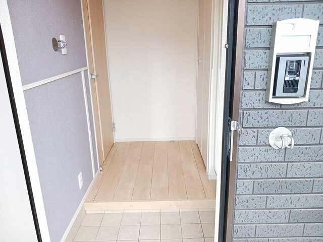 エスポワールの玄関|明るい玄関です