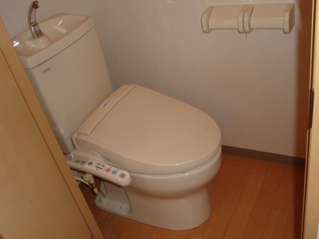 SUN COURT.K（サンコート．ケー）のトイレ|シャワー付トイレ