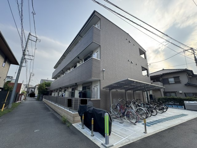 北東側からの外観