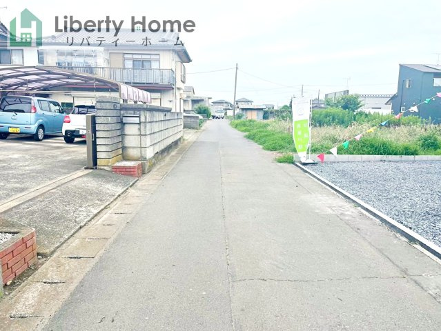 ひたちなか市平磯町第2　新築戸建　1号棟の前面道路含む現地写真
