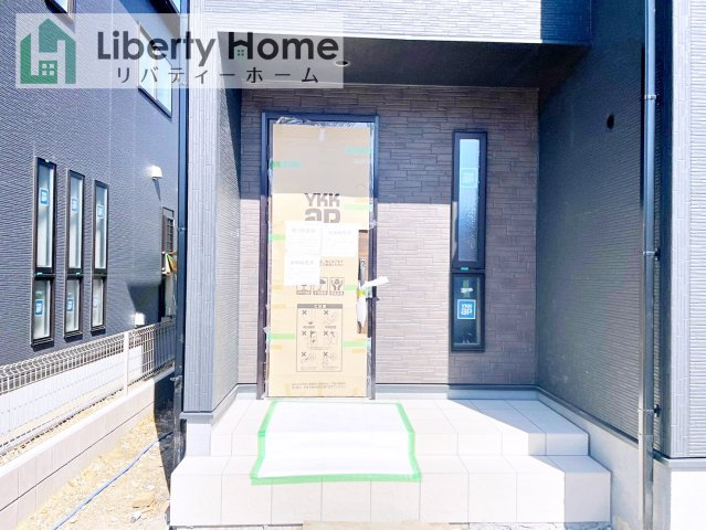 水戸市白梅3期　新築戸建　3号棟のエントランス