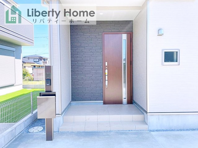 水戸市千波町　新築戸建　B号棟　のエントランス