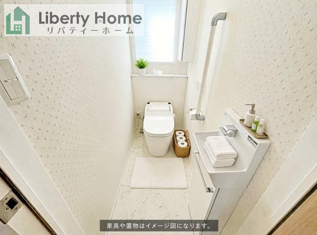 茨城町長岡　中古戸建のトイレ