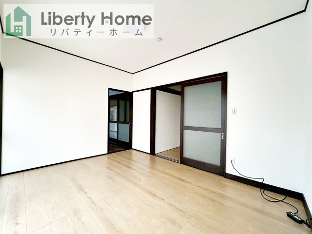 ひたちなか市中根　中古戸建の寝室