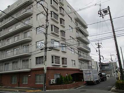 楽々園豊栄ハイツの外観