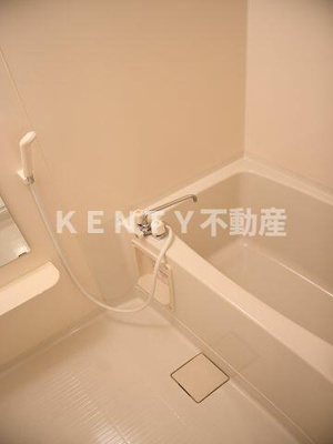 【浴室】 | ＫＩＨＡＣＨＩ　ＲＥＳＩＤＥＮＣＥ | お風呂で日々の疲れを落としましょう