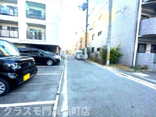 ローズハイツの駐車場