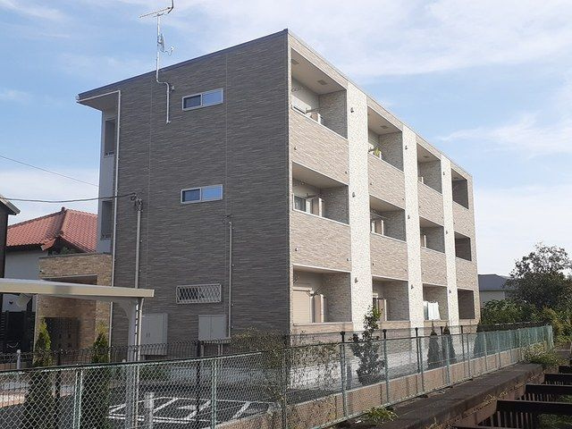 プレシャス・グリーンの外観