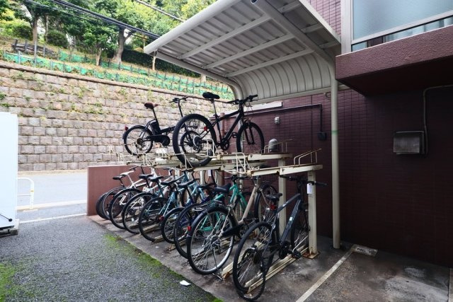 【その他共用部分】 | プレール東麻布 | 駐輪場