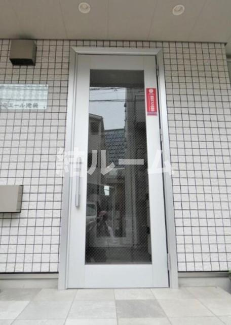 豊島区南池袋３丁目の賃貸マンションのエントランス