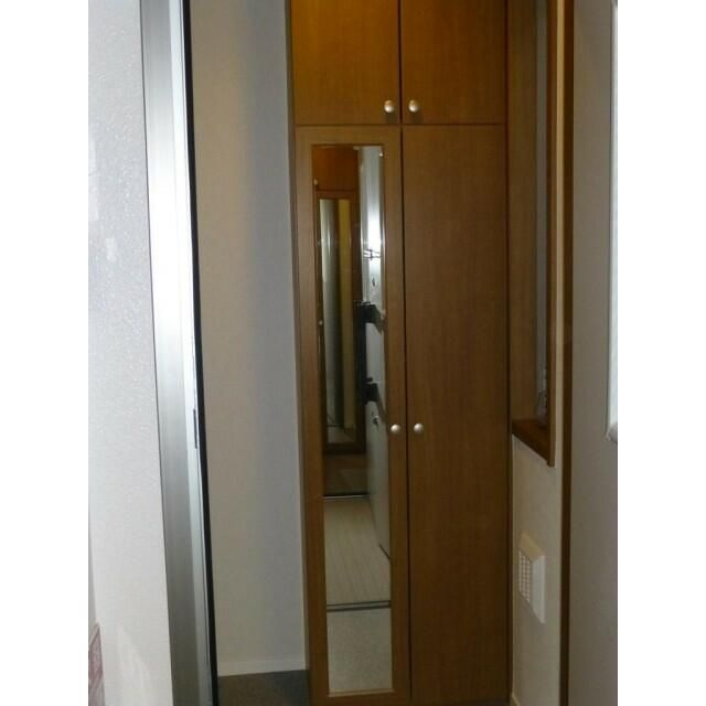オリビエ笹塚の玄関