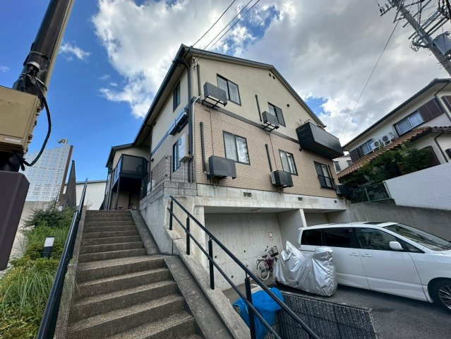 丘ハイツの外観