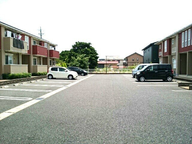 ゼファーⅡの駐車場