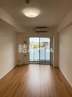 板橋区三園２丁目の賃貸マンションの居間・リビング
