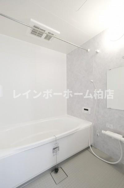 特典：仲介手数料が50％OFFです‼の浴室|ゆったり過ごせるお風呂です