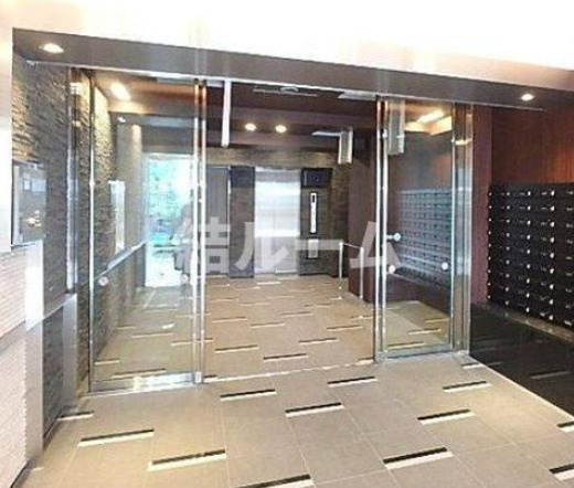 板橋区大山金井町の賃貸マンションのエントランス