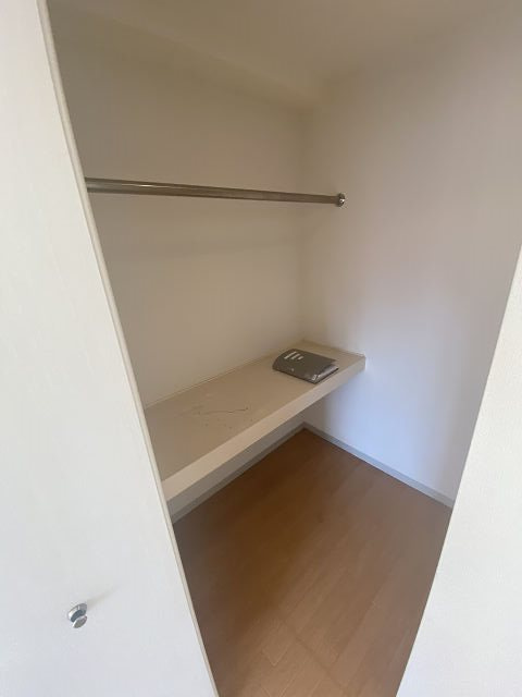 尼崎市西本町８丁目の賃貸マンションの収納