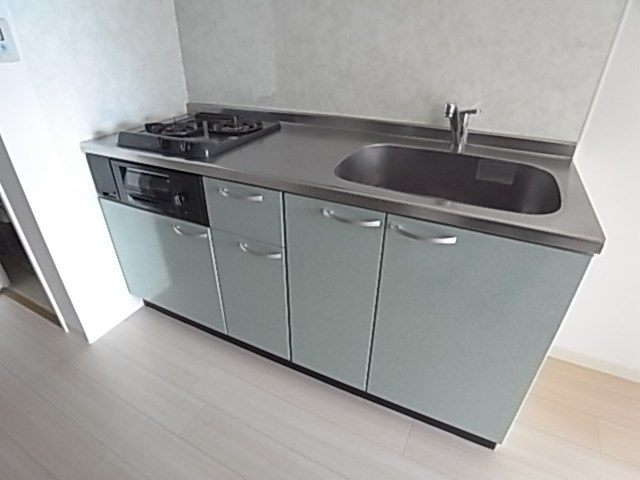 尼崎市西本町８丁目の賃貸マンションのキッチン