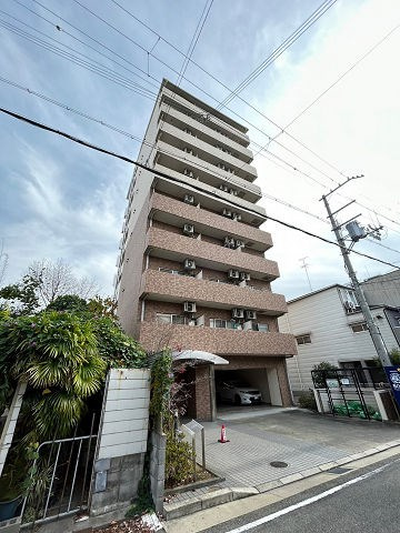 尼崎市西本町８丁目の賃貸マンションの外観