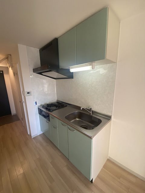 尼崎市西本町８丁目の賃貸マンションのキッチン