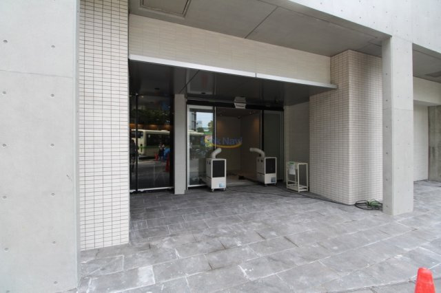 【エントランス】 | スワンズシティ梅田シエロ