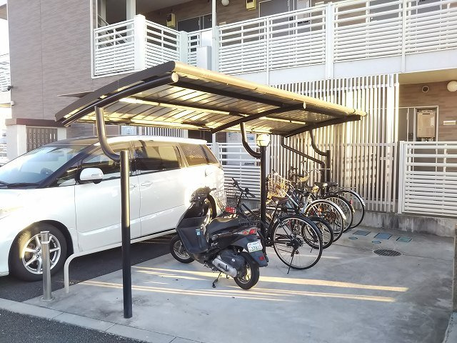 レオネクスト北鴻巣Ⅱのその他|屋根付き駐輪場