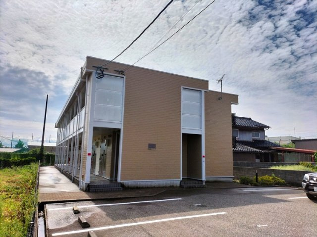 レオパレスコスモポート高岡のその他