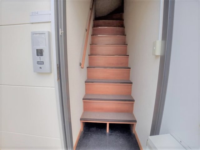 レオパレスアルビレオＢの玄関|設備・仕様は号室により異なる為、現況を優先致します。