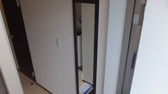 クレイノＳＯＬＵＴＩＯＮＳⅥのその他|姿見設置。外出前にチェック！