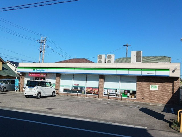 モンテ　パードレ　Ⅰの周辺|ファミリーマート新居浜庄内店まで852m