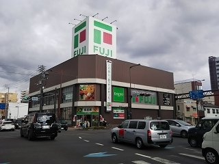 レオパレスフォーユー　本町の周辺