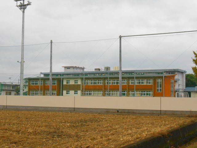 ベル・ヴィオラＫの周辺|玉津小学校まで1800m