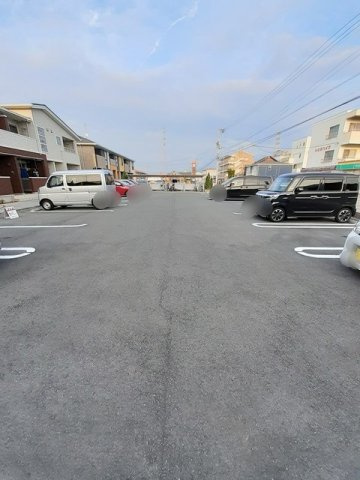 クラール・イーブンベルク　Ａの駐車場