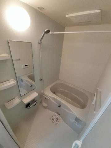 クラール・イーブンベルク　Ａの浴室
