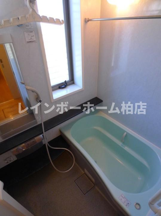 仲介手数料50％半額キャンペーン物件の浴室|同施工。参考写真。