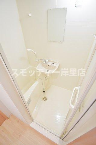 ウィンヒルズ難波南の浴室