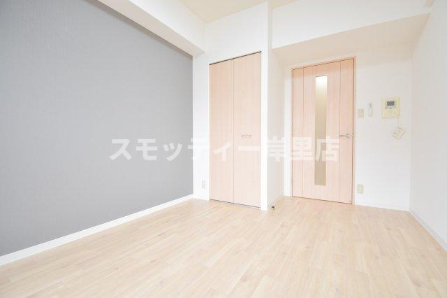 ウィンヒルズ難波南の洋室